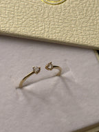 Anillo abierto zirconia recto