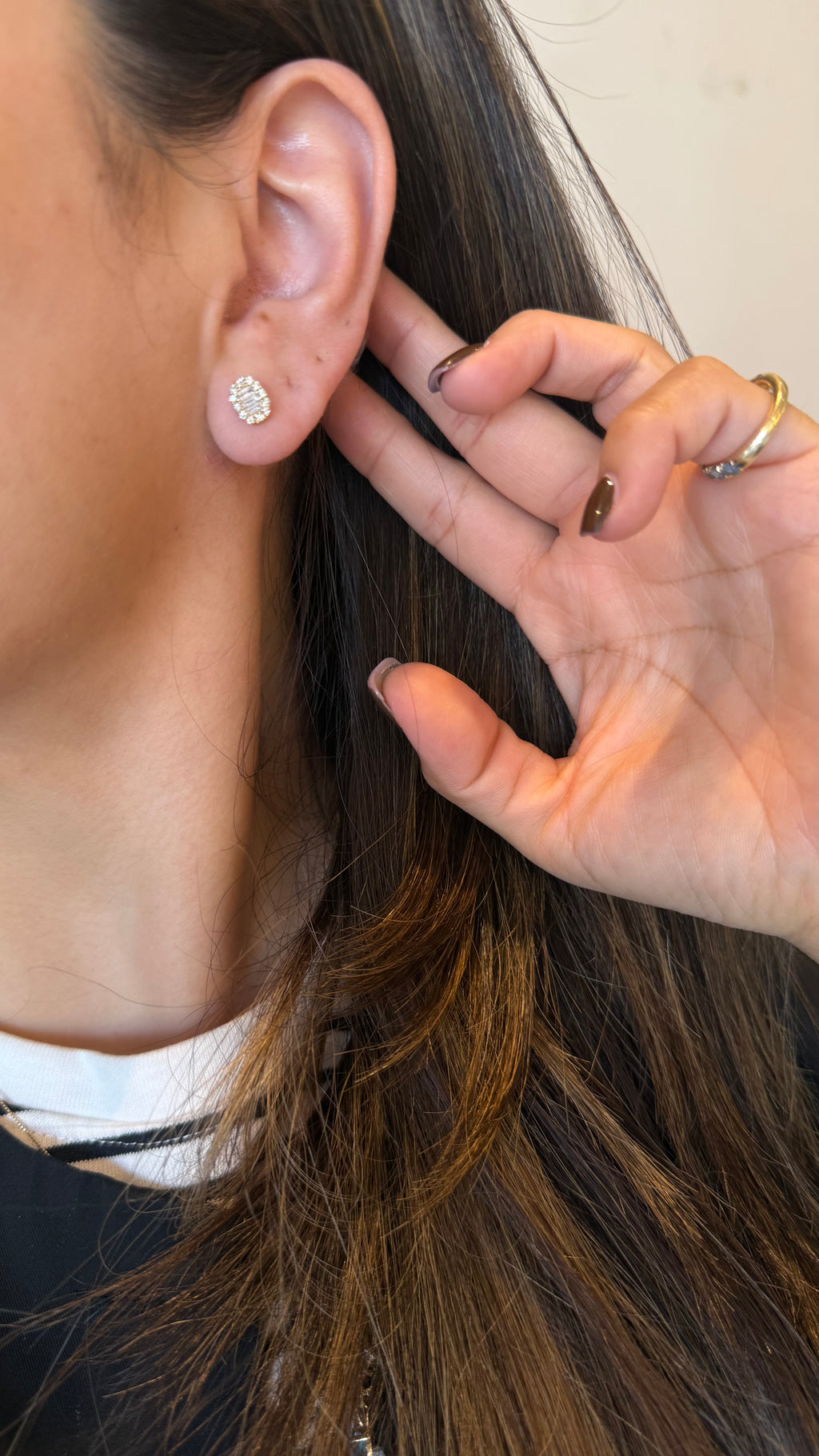 Studs ovalados