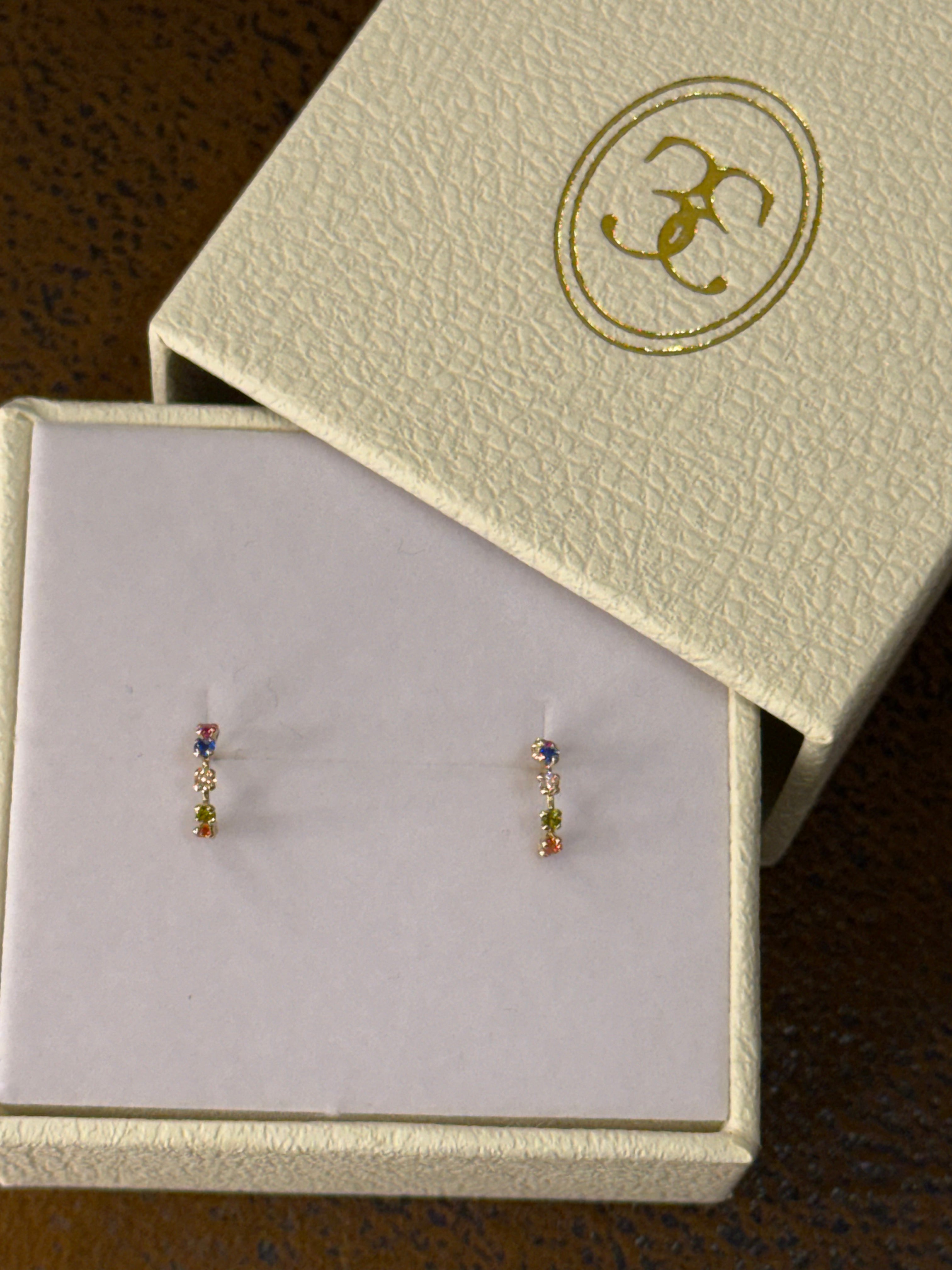 Broquel Huggie piedritas