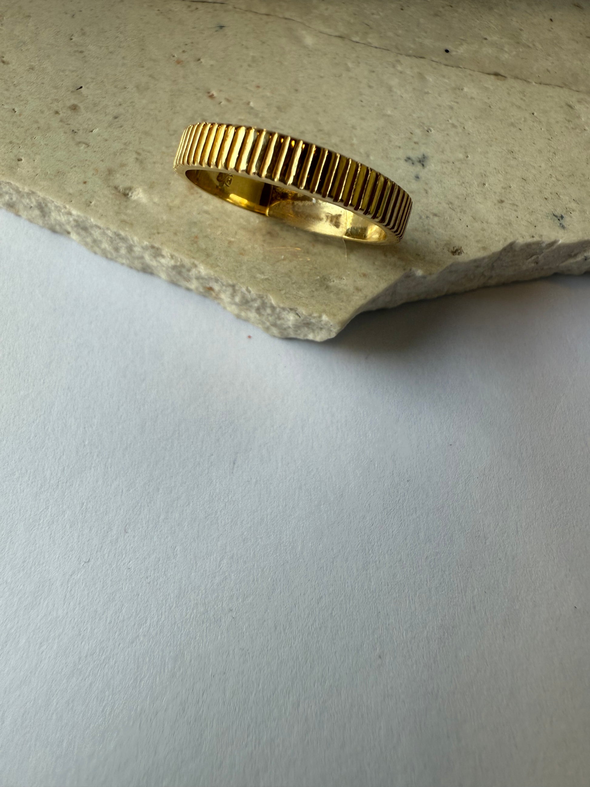 Anillo 10k 1014