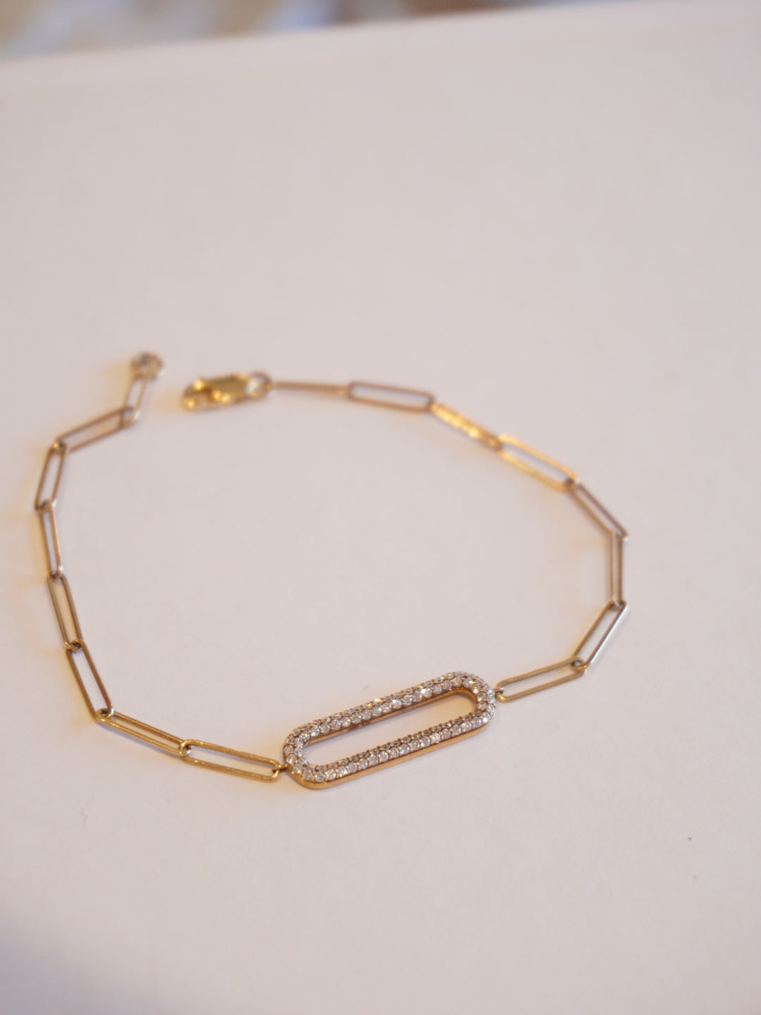 Accent bracelet
