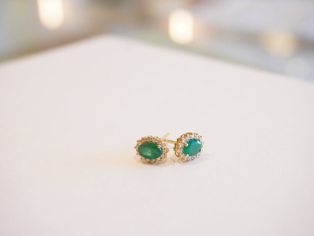 Lía Emerald Studs