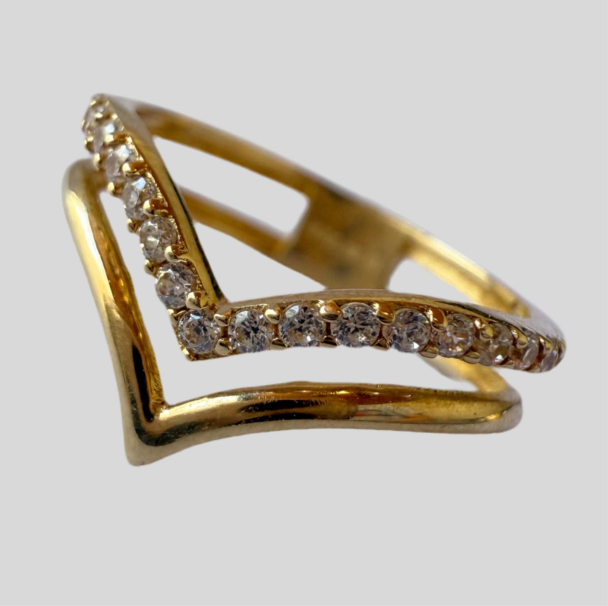 Pinky ring