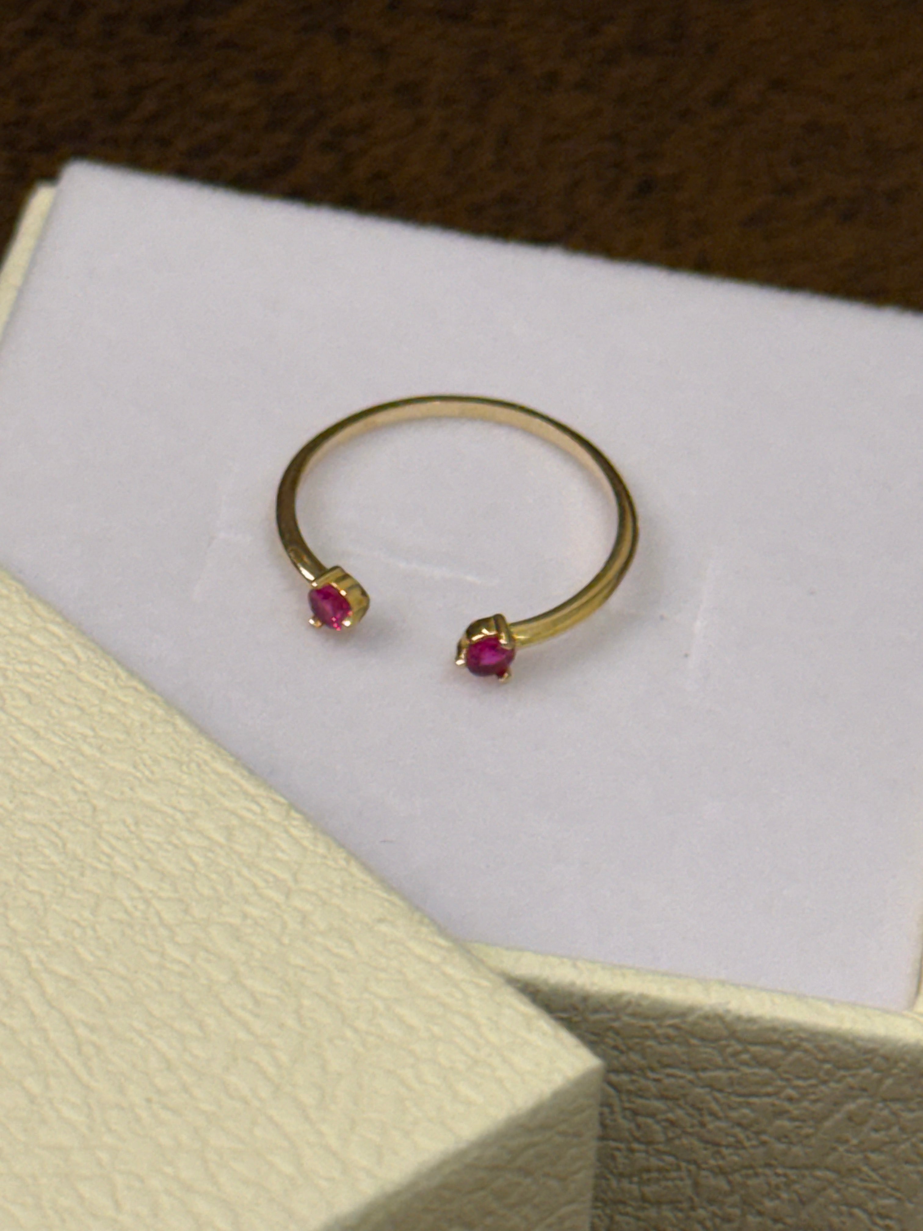 Anillo abierto zirconia recto
