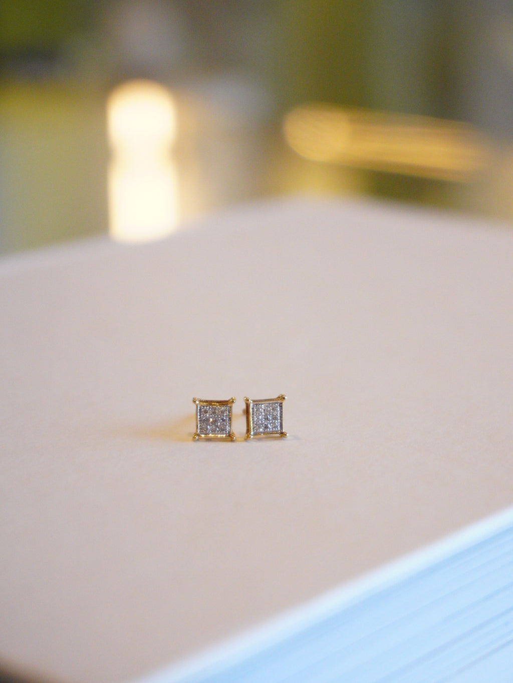 Studs cuadrados