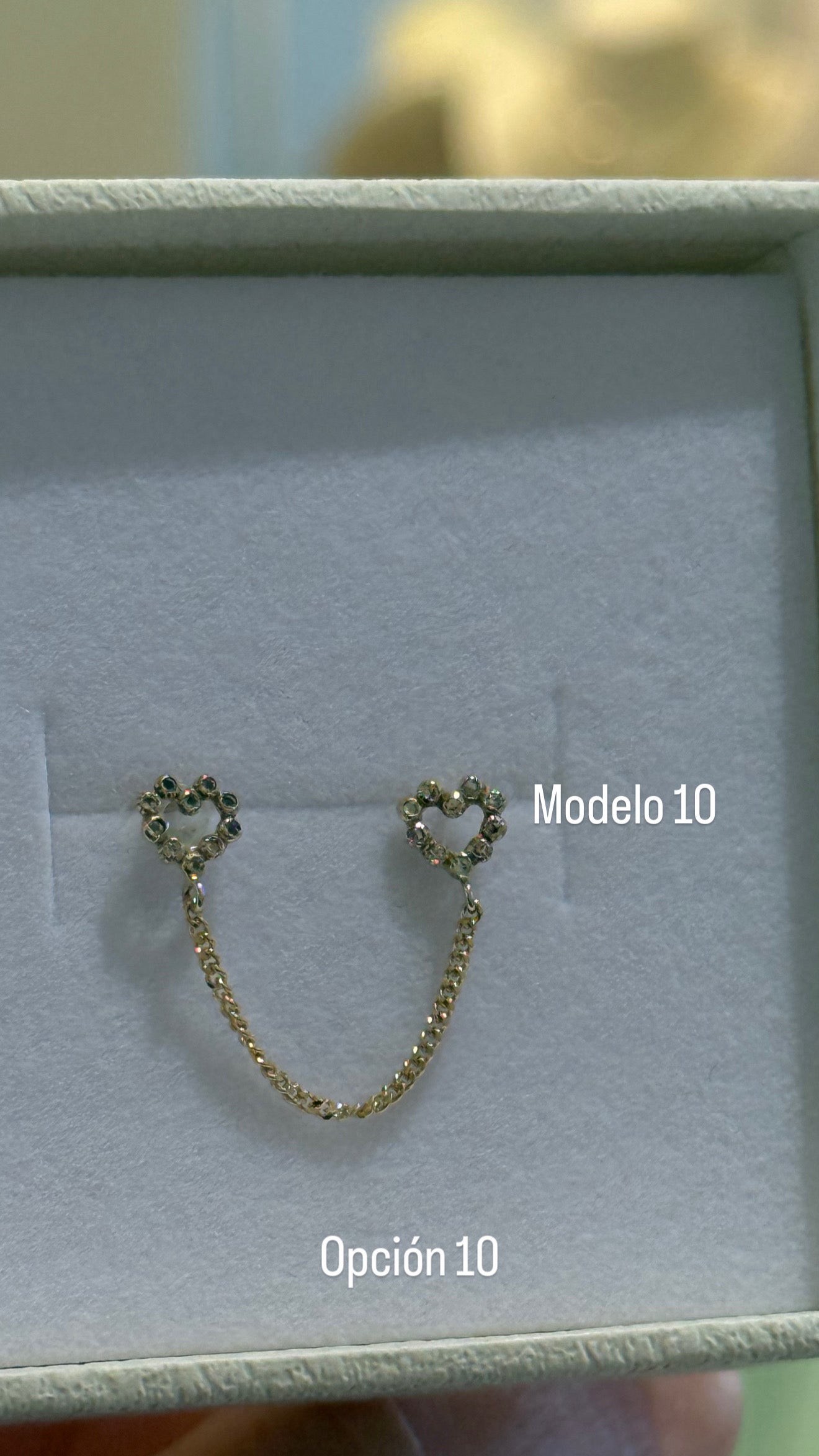 Broquelitos con cadena
