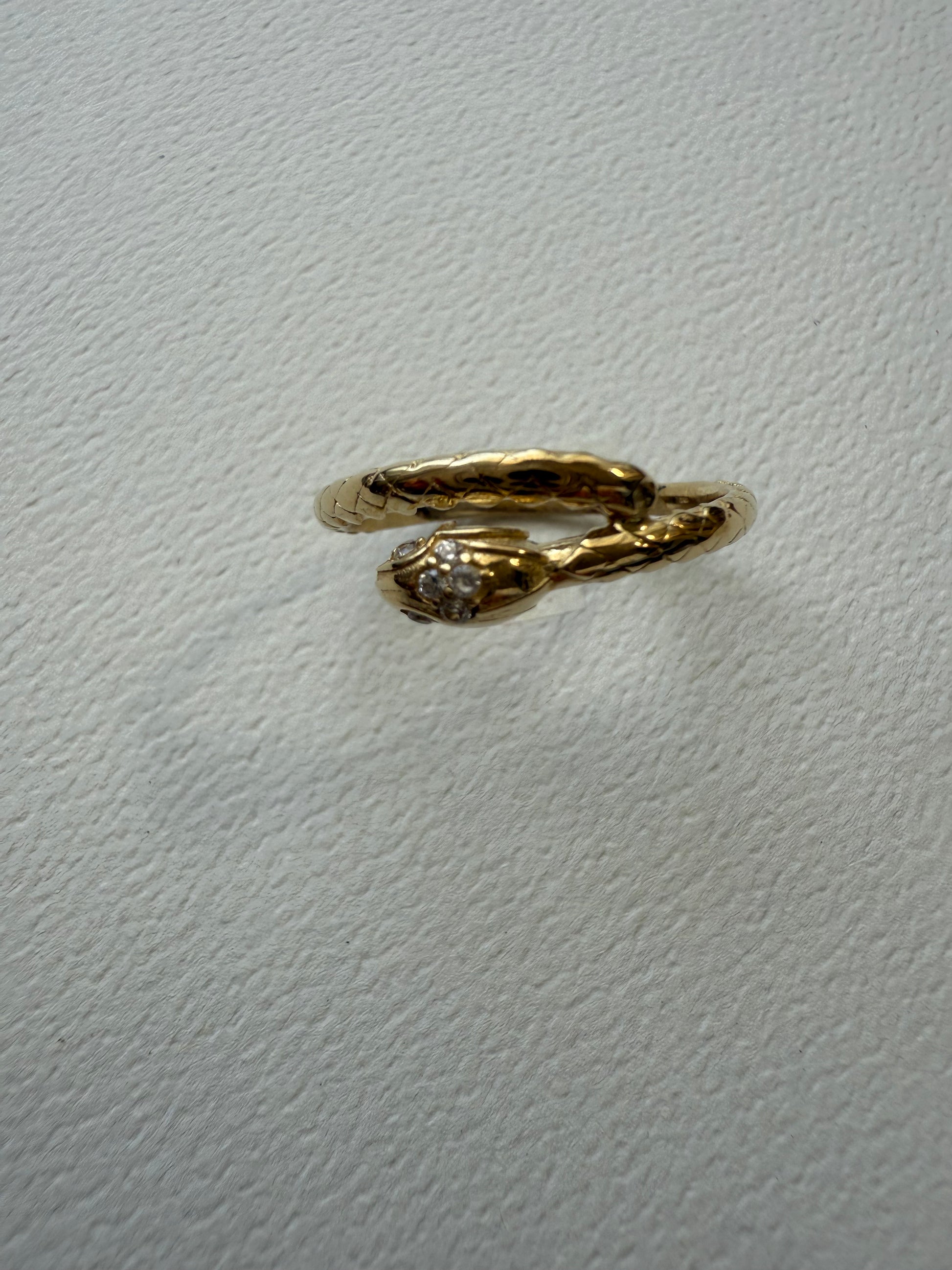 Anillo 10k.  1033