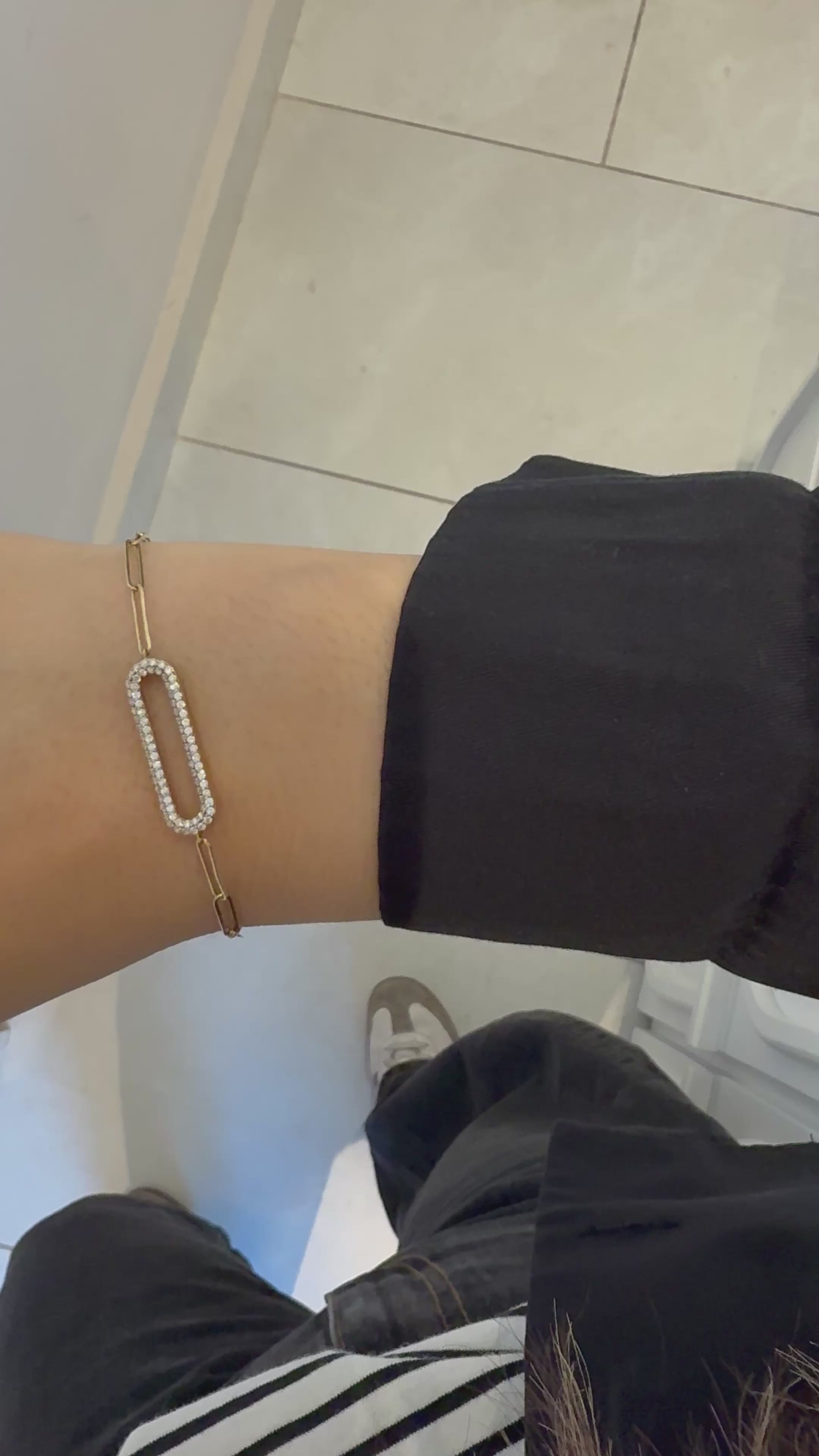 Accent bracelet