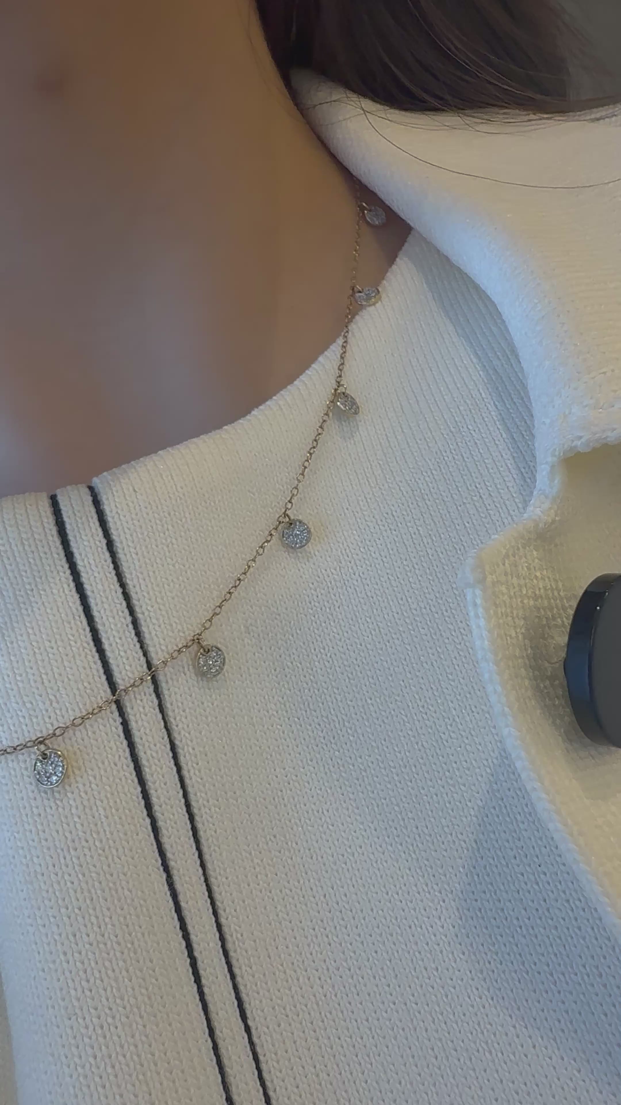 Collar con diamantes